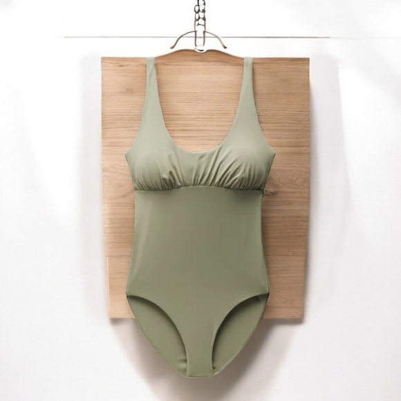 🌻NEW w.tag prAna XL Mallorca Sweet Agave Olive 1-Piece Bathing Suit $110 Retail - Picture 3 of 10